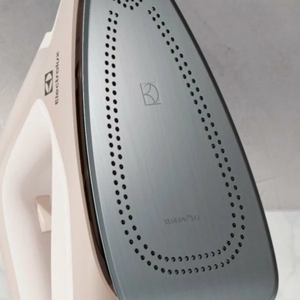 Electrolux Station Vapeur Refine 600 - Station De Repassage 3 Electrolux Station Vapeur Refine 600 - Station De Repassage â Image 3