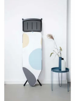 Brabantia Table à Repasser Avec Tablette Pour Station Vapeur Bulles De Printemps - Table De Repassage -V-Zug shop 1080064 3 5 scaled