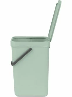 Brabantia Bacs De Recyclage Sort & Go 12 L, Vert Clair - Bac à Compost 5 Brabantia Bacs De Recyclage Sort & Go 12 L, Vert Clair - Bac à Compost -V-Zug shop 1341767 3 3 scaled