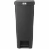 Brabantia Poubelle StepUp 40 L, Gris Foncé - Poubelle