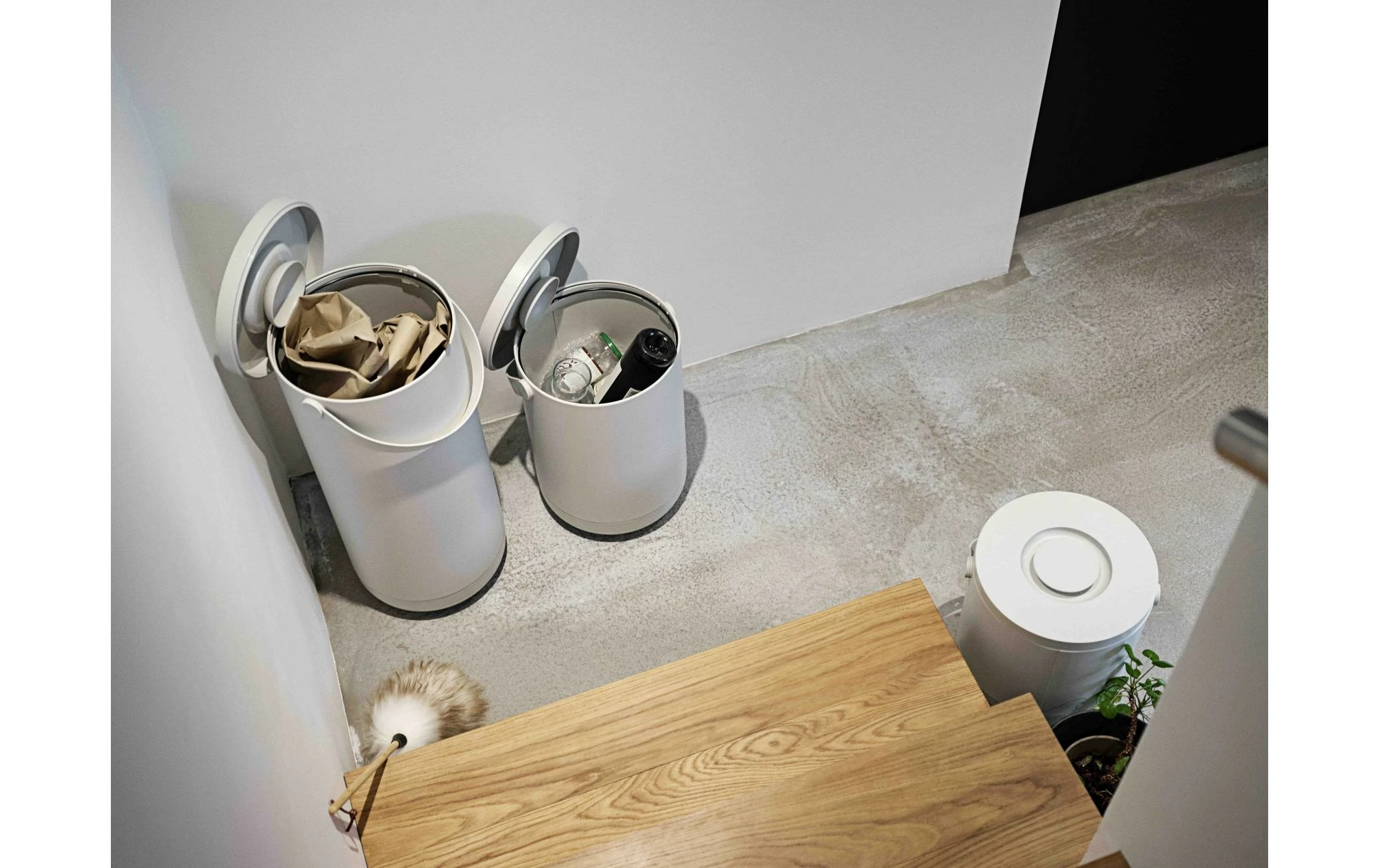 Zone Denmark Poubelle Circular 12 L + 22 L, Noir - Poubelle 3 Zone Denmark Poubelle Circular 12 L + 22 L, Noir - Poubelle – Image 3