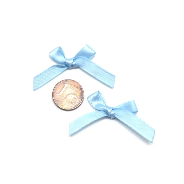 La Cuisine Des Perles 20 Petits Noeuds En Ruban De 7mm Satiné Bleu Ciel 2 La Cuisine Des Perles 20 Petits Noeuds En Ruban De 7mm Satiné Bleu Ciel – Image 2