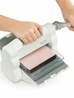 Sizzix Big Shot Foldaway - Machine De Coupe + Contenu Bonus 9 Sizzix Big Shot Foldaway - Machine De Coupe + Contenu Bonus -V-Zug shop big shot foldaway machine de coupe contenu bonus p 4