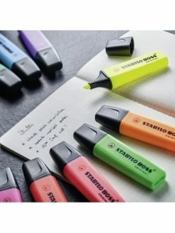BOSSparade De 4 Surligneurs STABILO BOSS ORIGINAL - Assortiment Fluo -V-Zug shop bossparade de 4 surligneurs stabilo boss original assortiment fluo p 4