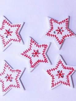 Tricot Créations Bouton De Noël En Bois - Forme Etoile 30mm - Lot De 10