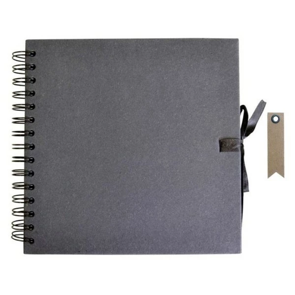 AUCUNE Carnet Scrapbooking 30 X 30 Cm Noir + 20 étiquettes Kraft Fanion 1 AUCUNE Carnet Scrapbooking 30 X 30 Cm Noir + 20 étiquettes Kraft Fanion