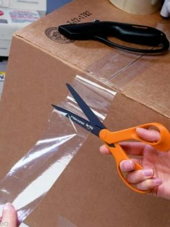 Fiskars Ciseaux Universels Anti-adhésifs 21 Cm 8 Fiskars Ciseaux Universels Anti-adhésifs 21 Cm -V-Zug shop ciseaux universels anti adhesifs 21 cm p 4