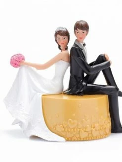 Artif Couple De Mariés En Résine Assis Sur Un Pouf, Hauteur 16 Cm, Figurines Pièce Montée, Gâteau De Maria