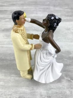 Club Couple De Mariés Noire Et Hindouiste En Résine, Bouquet Dans La Main, 15 Cm, Figurines Pièce Montée -V-Zug shop couple de maries noire et hindouiste en resine bouquet dans la main 15 cm figurines piece montee p 3