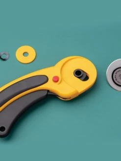 Cutter Rotatif Olfa - RTY-2/DX - 45 Mm -V-Zug shop cutter rotatif olfa rty 2dx 45 mm p 3