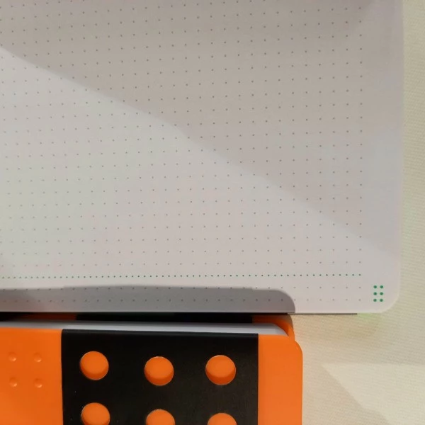 Milan Des Petits Points Sur Des Carnets De Poche , 208 Pages Couverture Verte 2 Milan Des Petits Points Sur Des Carnets De Poche , 208 Pages Couverture Verte â Image 2