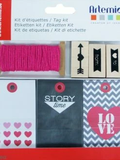 Artemio Kit étiquettes Et Tampons - Love - 34 Pcs