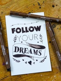 POSCA Pochette Feutres Techniques - Pointe Calibrée De 0,03 à 0,5 Mm - Noir Et Gris - 5 Pcs 8 POSCA Pochette Feutres Techniques - Pointe Calibrée De 0,03 à 0,5 Mm - Noir Et Gris - 5 Pcs -V-Zug shop pochette feutres techniques pointe calibree de 003 a 05 mm noir et gris 5 pcs p 3