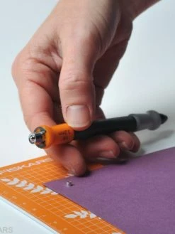 Poseur D'oeillets Fiskars 1/8 Et 3/16 X 2 -V-Zug shop poseur doeillets fiskars 18 et 316 x 2 p 3