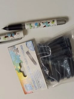 ONLINE Roller à Cartouche D'encre Collège Pour Droitiers Ou Gauchers Papillon Bleus