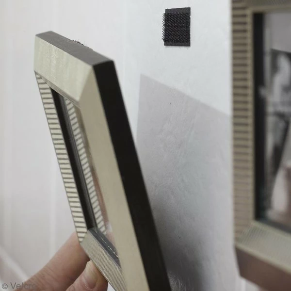 VELCRO® Ruban Velcro Auto Agrippant - A Coller - Blanc - 20 Mm X 2,5 M 3 VELCRO® Ruban Velcro Auto Agrippant - A Coller - Blanc - 20 Mm X 2,5 M – Image 3