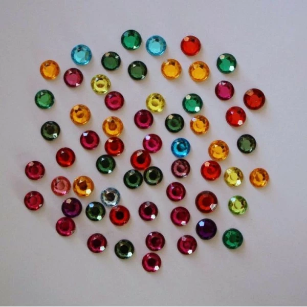 Tricot Créations Strass Rond à Coller Lot De 100 Multicolore : Diamètre 6 - 7mm - 002100 1 Tricot Créations Strass Rond à Coller Lot De 100 Multicolore : Diamètre 6 - 7mm - 002100
