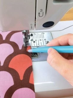 Clover Stylet De Précision Pour Couture - Pointe Silicone - 17,5 Cm -V-Zug shop stylet de precision pour couture pointe silicone 175 cm p 3