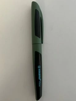 Stylo-plume STABILO Flow Sporty, Le Compagnon D'écriture Parfait, Vert Camo