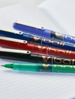 Stylo Roller V-Ball 05 Pilot - Pointe Fine - Plusieurs Coloris Disponibles -V-Zug shop stylo roller v ball 05 pilot pointe fine plusieurs coloris disponibles p 3