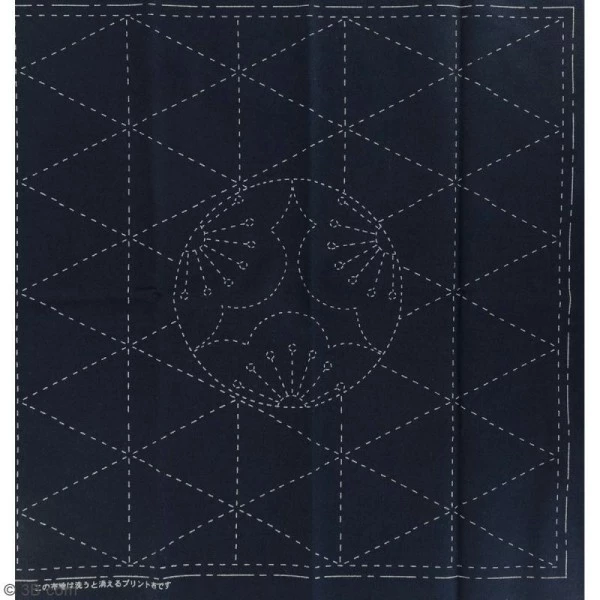 Kiyohara Coupon De Tissu Bleu Sashiko Pré-imprimé - Musubi Kikko (motifs Hexagonaux) Et Fleurs - 31 X 31 Cm 2 Kiyohara Coupon De Tissu Bleu Sashiko Pré-imprimé - Musubi Kikko (motifs Hexagonaux) Et Fleurs - 31 X 31 Cm – Image 2