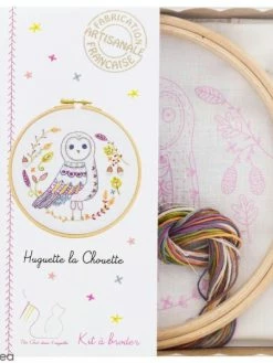 Un Chat Dans L'aiguille Kit Broderie - Huguette La Chouette