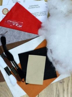 Corinne Lapierre Kit Feutrine - Les Amis De La Forêt -V-Zug shop kit feutrine les amis de la foret p 3