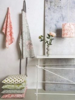 Rico Design Le Petit Livre De Couture De Rico - Toile De Jouy -V-Zug shop le petit livre de couture de rico toile de jouy p 3