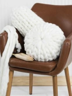 Creativ Company Pelote De Laine Mega XL - Acrylique Et Laine - Différents Coloris - 300 Gr - 15 M -V-Zug shop pelote de laine mega xl acrylique et laine differents coloris 300 gr 15 m p 4