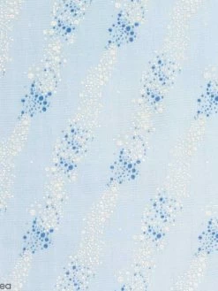 Rico Design Tissu Coton Léger à La Coupe - Bulles Sur Fond Bleu Clair - Détails Métallisés - Par 10 Cm