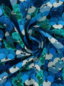 Creavea Tissu Popeline De Coton - Pensées Bleues - Vendu Par 10 Cm -V-Zug shop tissu popeline de coton pensees bleues vendu par 10 cm p 3