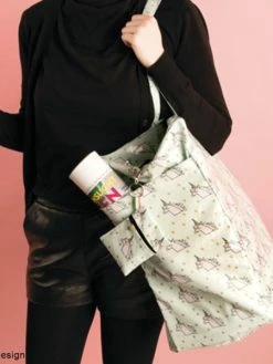 Rico Design Tissu Rico Toile Cirée - Licornes - Fond Vert Menthe Et Or - Par 10 Cm (sur Mesure) 9 Rico Design Tissu Rico Toile Cirée - Licornes - Fond Vert Menthe Et Or - Par 10 Cm (sur Mesure) -V-Zug shop tissu rico toile ciree licornes fond vert menthe et or par 10 cm sur mesure p 5