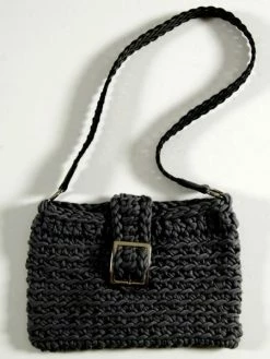 Zpagetti Hoooked DMC - Pelote Jersey Noir - 120 Mètres 9 Zpagetti Hoooked DMC - Pelote Jersey Noir - 120 Mètres -V-Zug shop zpagetti hoooked dmc pelote jersey noir 120 metres p 4