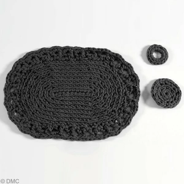 Zpagetti Hoooked DMC - Pelote Jersey Noir - 120 Mètres 5 Zpagetti Hoooked DMC - Pelote Jersey Noir - 120 Mètres – Image 5